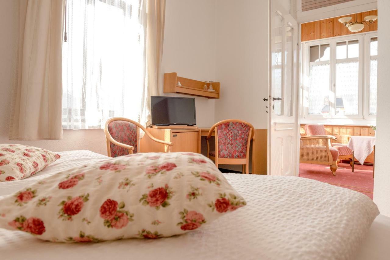 Hotel-Pension Heimburg Bad Elster Bagian luar foto