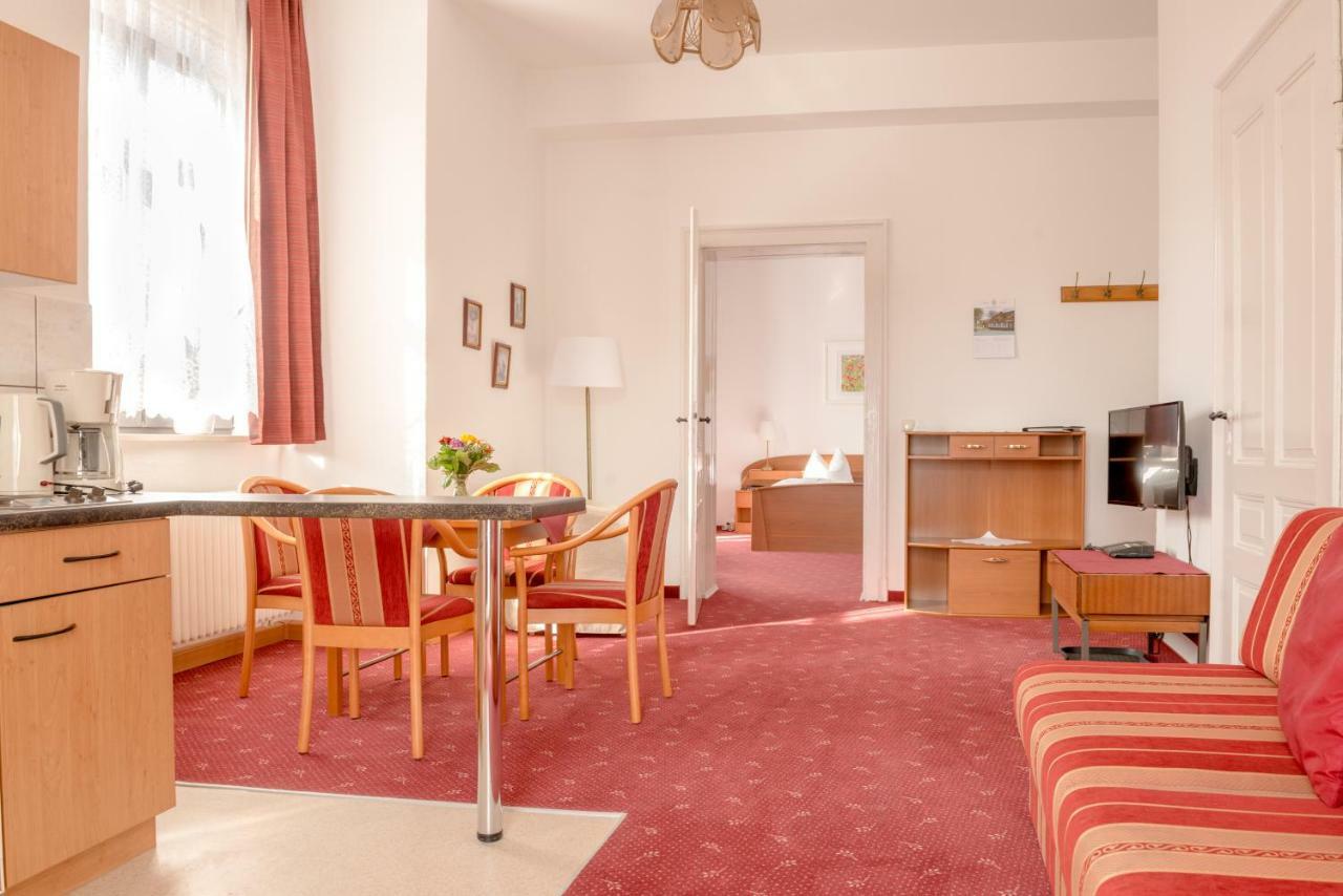 Hotel-Pension Heimburg Bad Elster Bagian luar foto